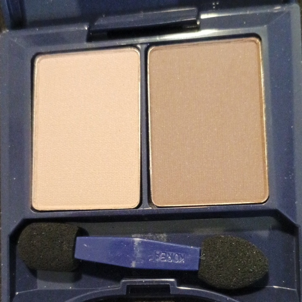 2000 Avon True Color Powder Eyeshadow Duo - Classic Neutral